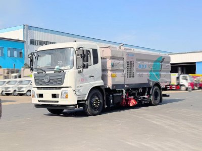 東風(fēng)天錦16方洗掃車