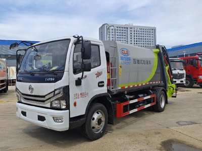 東風(fēng)D7  9.3立方壓縮垃圾車CL5120ZYS6AQC